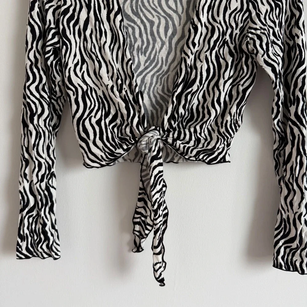 Vintage Y2K Faith‎ Zebra Print Tie Front Long Sleeve Shrug - Picture 5 of 8